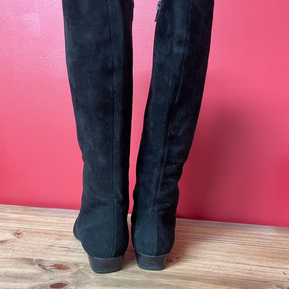 Suede tall boots - Picture 3 of 11